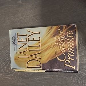 3/$12 📚 Calder Promises by Janet Dailey